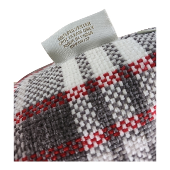 Envogue Holiday Plaid Throw Pillows Set of 2 Red Gray White - Picture 4 of 9